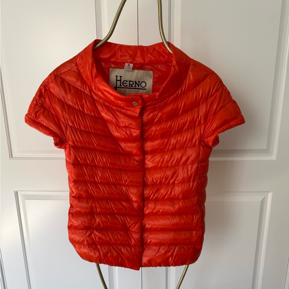 Herno Vibrant Orange Puffer Vest with Cap Sleeves size Small